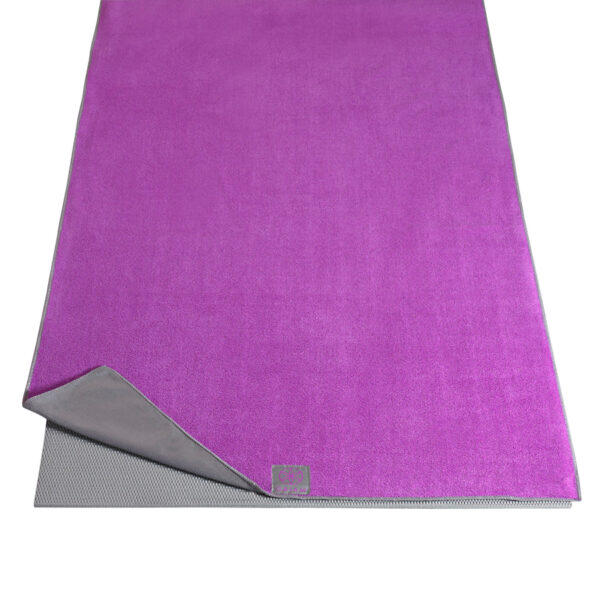 Рушники для килимка Gaiam DUAL GRIP YOGA TOWEL radiant orchid/storm